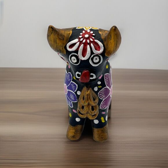 Hand Painted Black Floral Torito de Pucará Folk Art Pottery Bull Figurine Peru - Picture 13 of 16